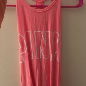 PINK Tanktop!